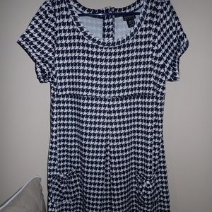 Hounds tooth dress with pockets